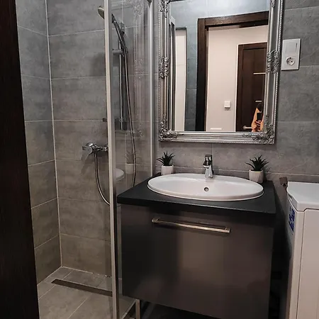 شقة Secret إغير